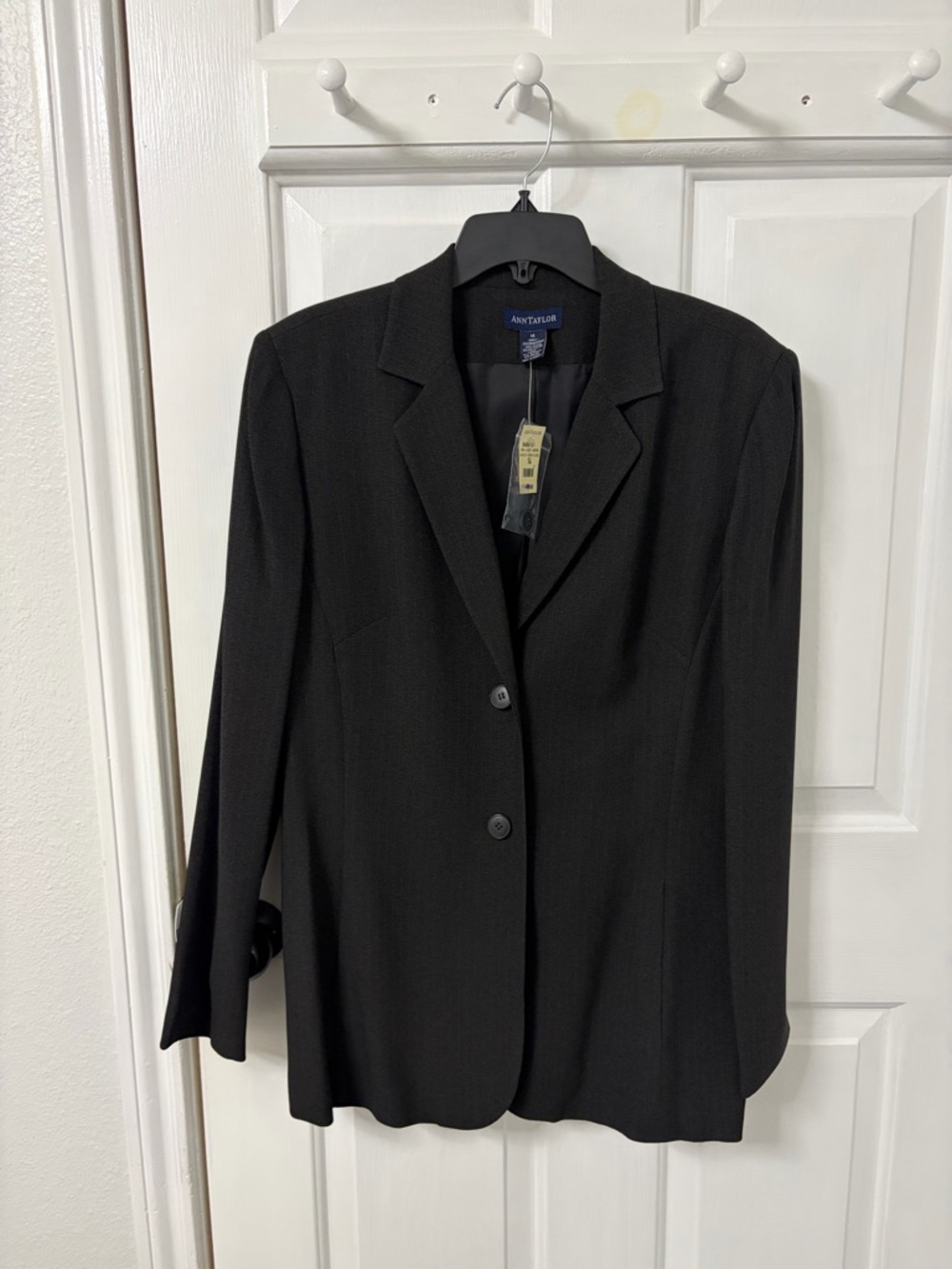 Ann Taylor Black Women's Two-Button Suit Jacket Blazer